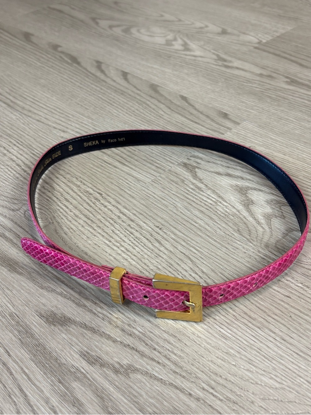 Sheka Pink Snake-Texture Leather Belt with Gold Buckle